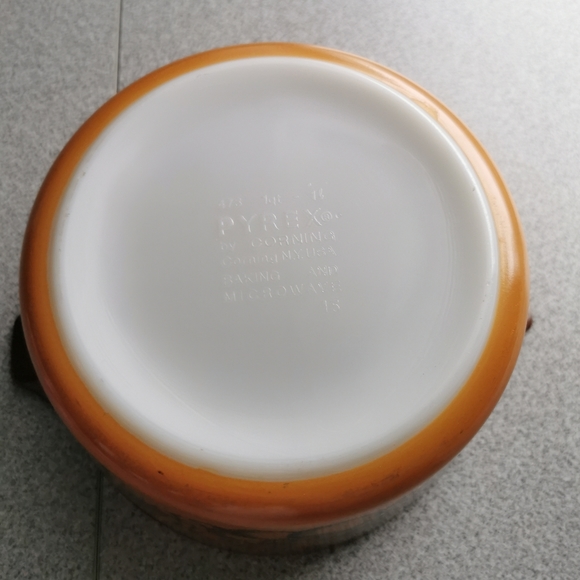 Pyrex Old Orchard Casserole Dish #473 - Picture 4 of 7
